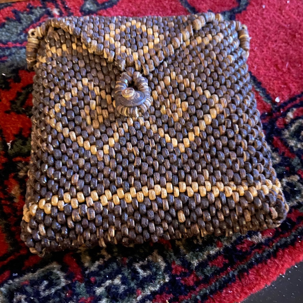Coconut shoulder bag